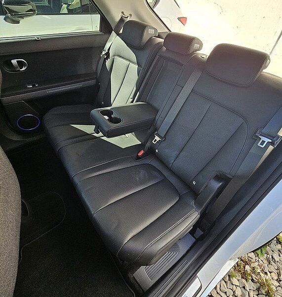Hyundai IONIQ 5 72,6 kWh 4WD Uniq+Relax-Paket
