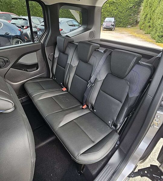 Nissan Townstar Kombi DIG-T 7AT N-Connecta NAVI DESIGN