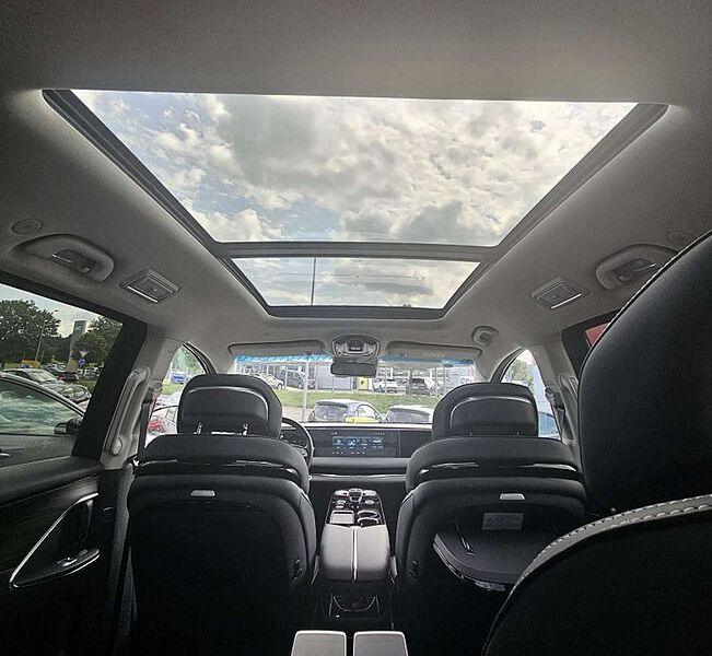 Sonstige 9 HYBRID 1.5-T DHT 7-Sitzer
