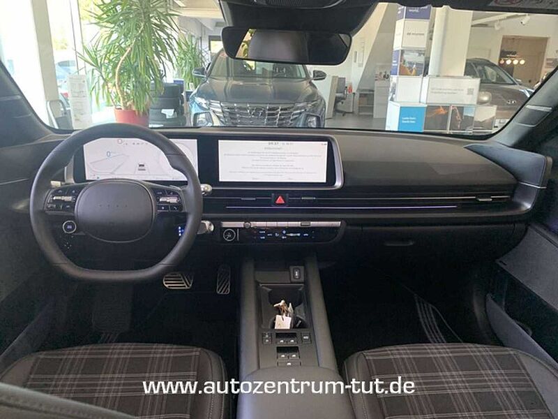 Hyundai IONIQ 6 77,4 kWh Allrad 4WD First Edition*3,24%