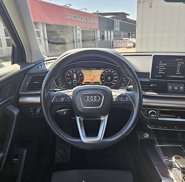 Audi Q5 2.0 TFSI S-tronic quattro sport*Technology Selecti