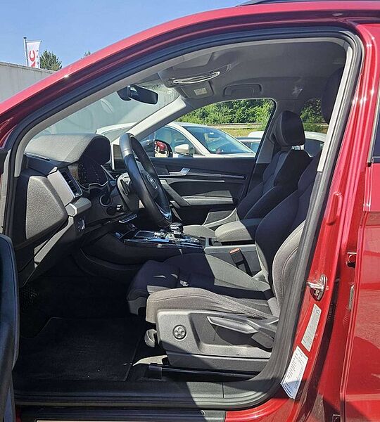 Audi Q5 2.0 TFSI S-tronic quattro sport*Technology Selecti